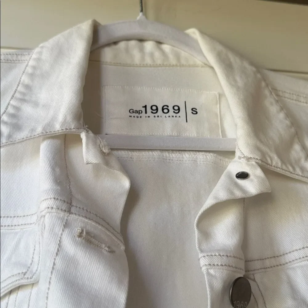 GAP Vintage White Denim Jacket